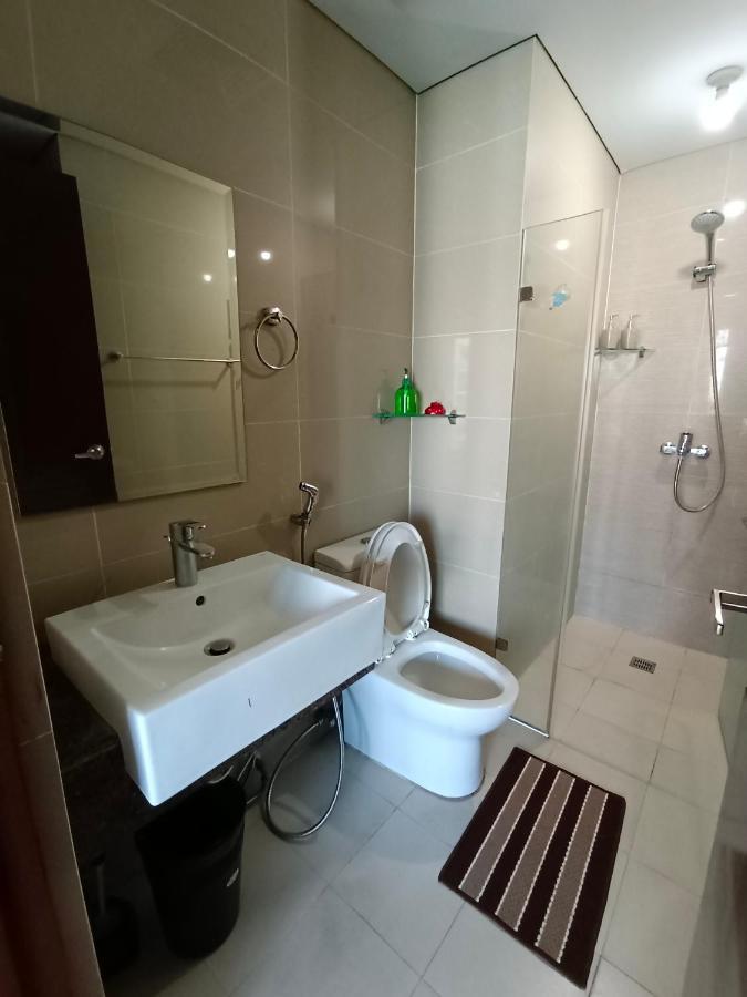 Palm Tree Two Villas Pasay Exterior photo